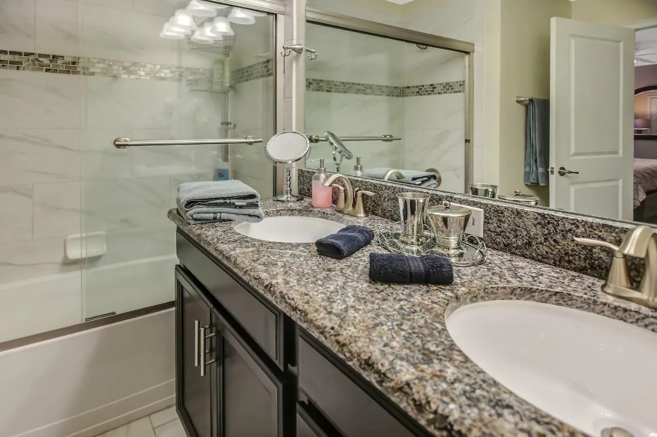 Holiday home C - New 4 Bedroom - 5 Miles To Disney - Free Water Park - Private Pool *