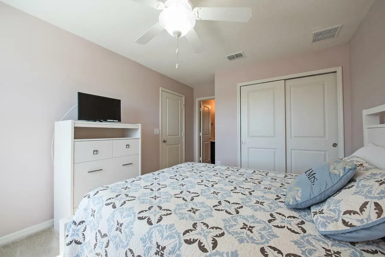Lakeview Very Close To W Pool بيت للعطل *