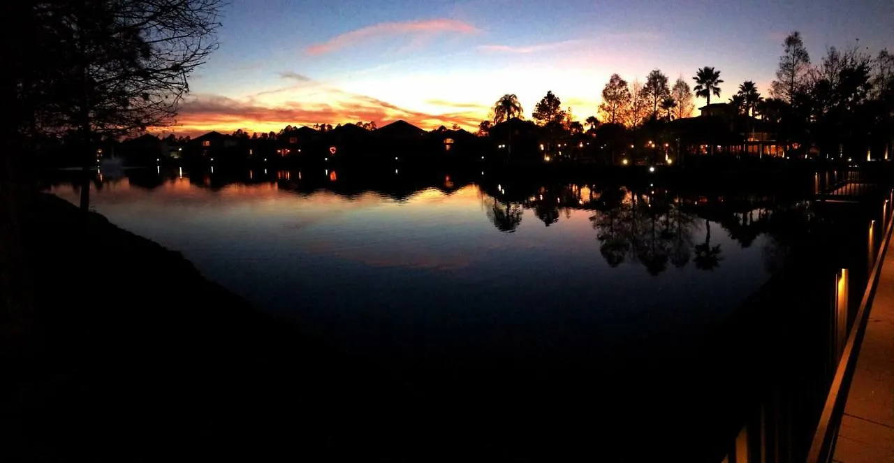 Holiday home Dream With Hot Tub, Pool, Xbox, Games Room, Lakeview, 10 Min To Disney, Clubhouse