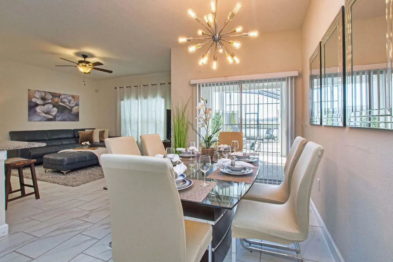 I - New 4 Bedroom - 5 Miles To - Free Water Park - Private Pool