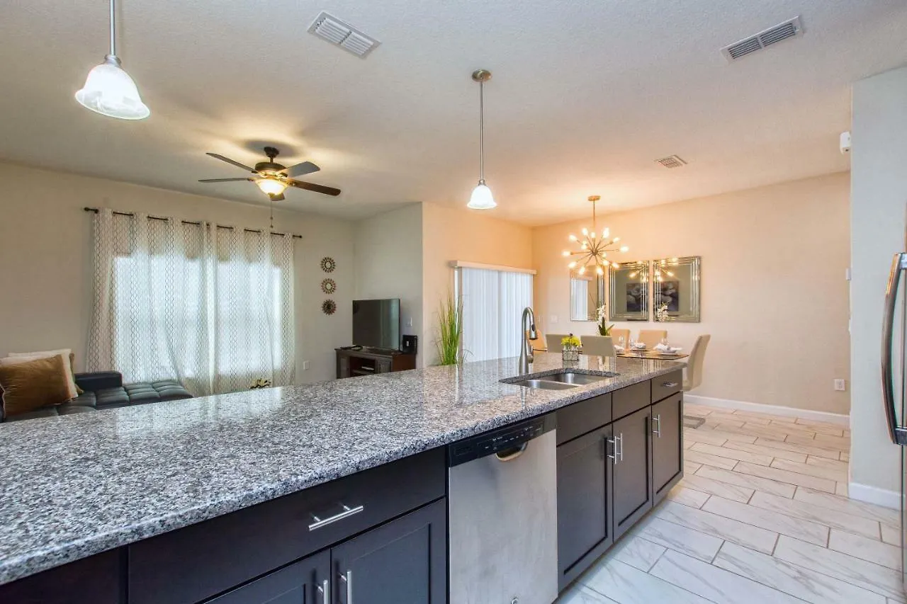Holiday home I - New 4 Bedroom - 5 Miles To - Free Water Park - Private Pool Kissimmee