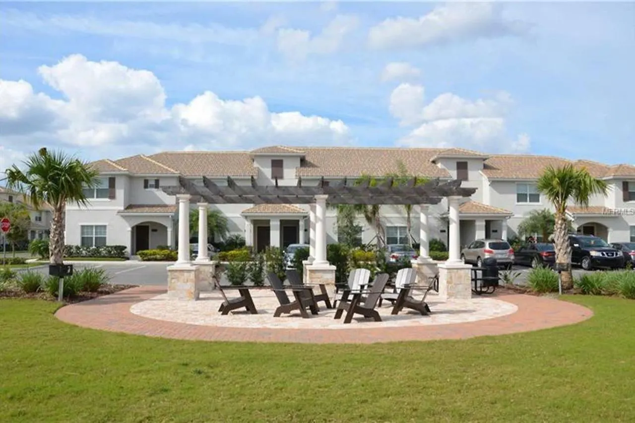 I - New 4 Bedroom - 5 Miles To - Free Water Park - Private Pool Holiday home