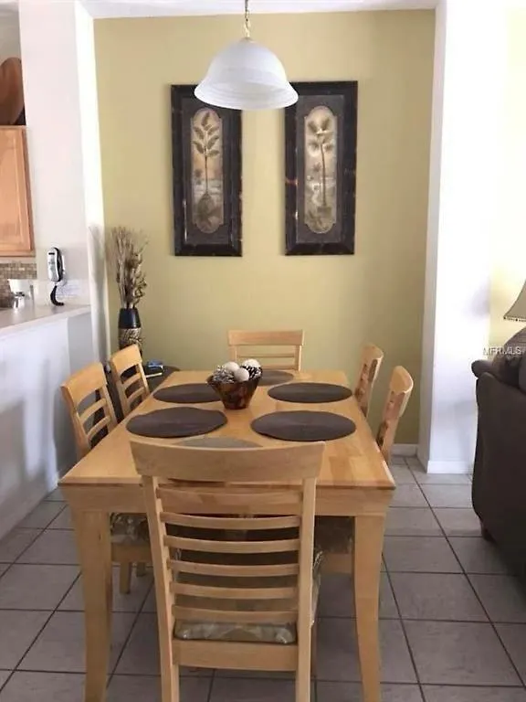 3br, 2,5ba Townhome With View, Sunny Rear Yard Townhouse Holiday home Kissimmee