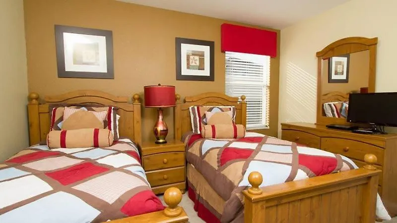 Luxurious 6 Bedroom 4 Bath In Windsor Hills 度假居