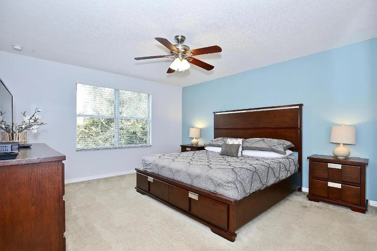 Spectacular Big House, 4 Bedrooms, Private Pool * Kissimmee