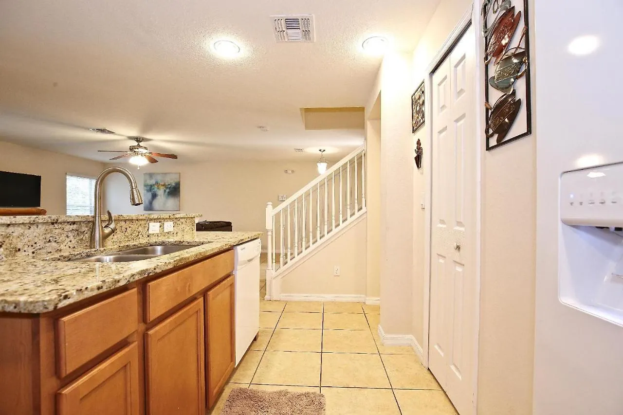 Holiday home Spectacular Big House, 4 Bedrooms, Private Pool Kissimmee