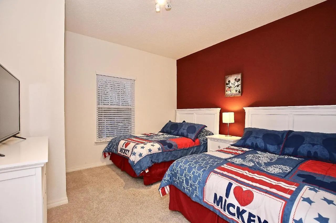 Amazing Townhouse In Gated Community 10' To Disney! * Kissimmee