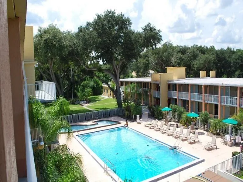 Hotel Howard Johnson By Wyndham Tropical Palms 2*