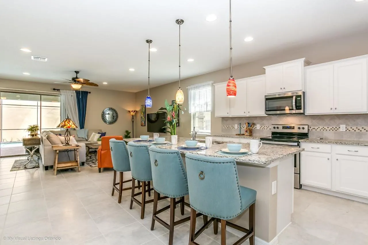 8 Bedroom, 6 Bathroom Upscale Near All The Fun In Villa *