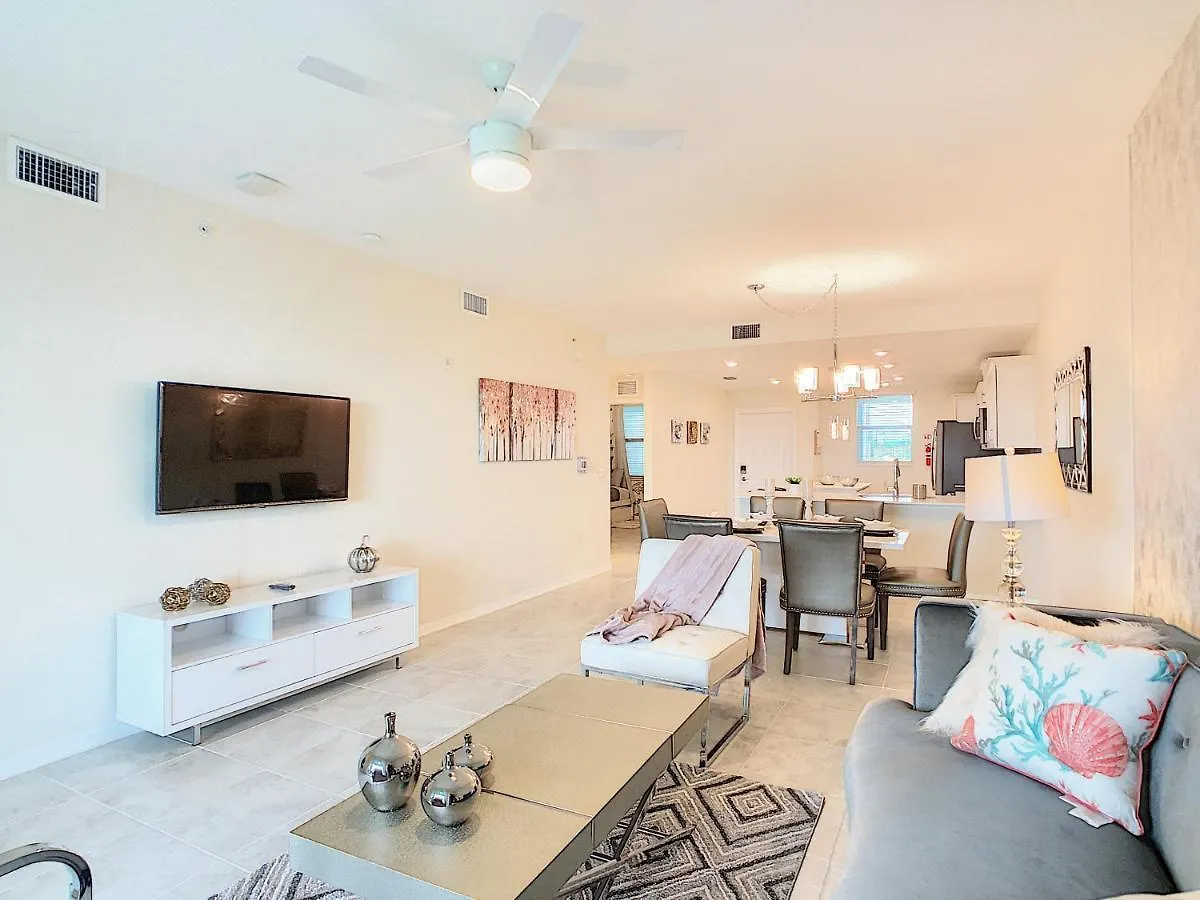 Homey 2br With 2 Clubhouses & Waterpark Apartment *