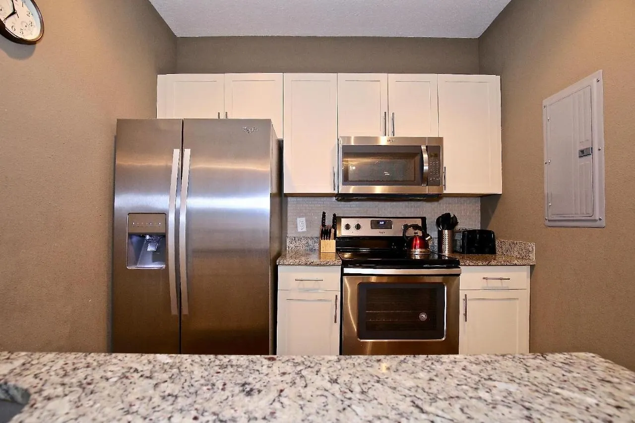 Holiday home Amazing Townhouse In Gated Community 10' To Disney! Kissimmee