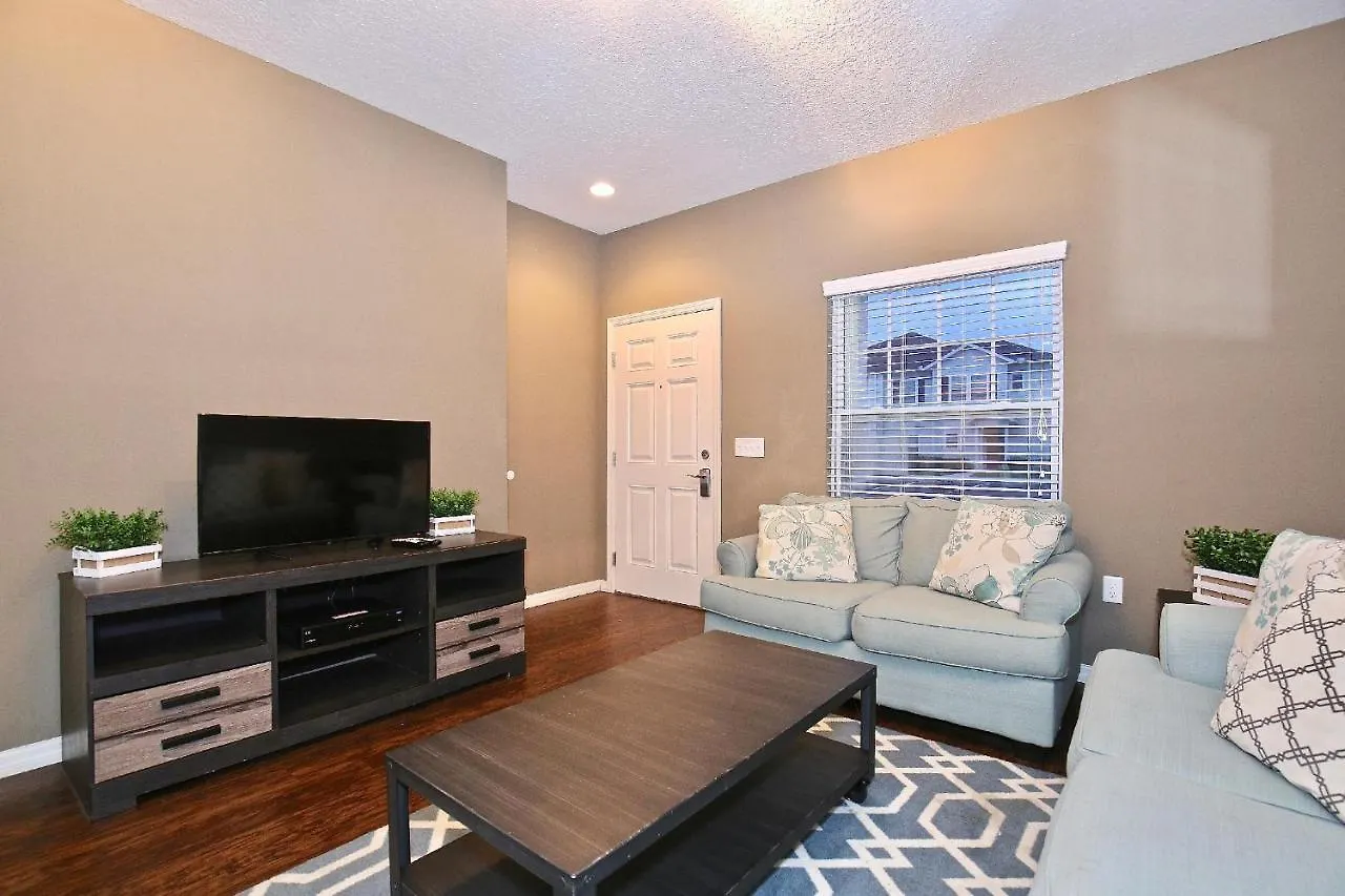 Holiday home Amazing Townhouse In Gated Community 10' To Disney! Kissimmee