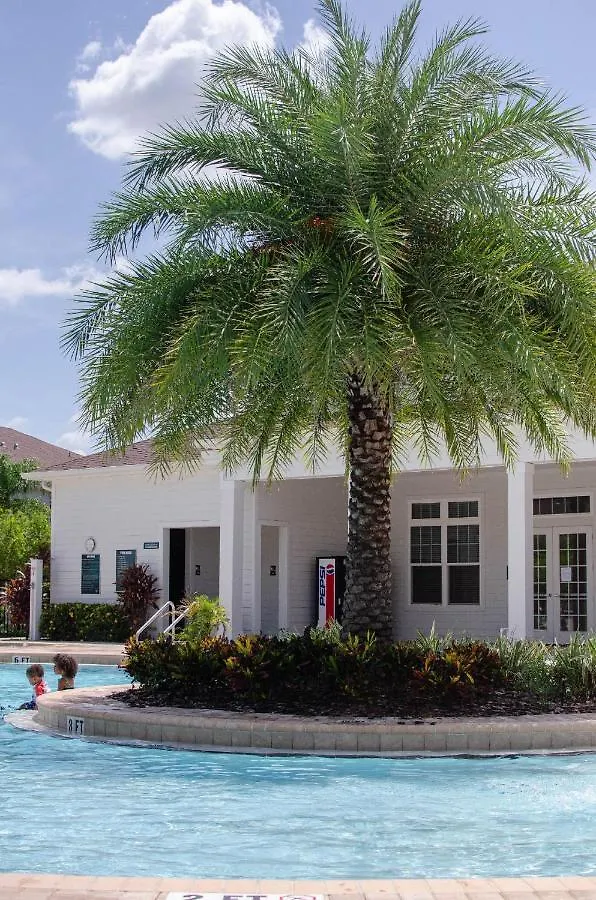 Amazing Townhouse In Gated Community 10' To Disney! Kissimmee