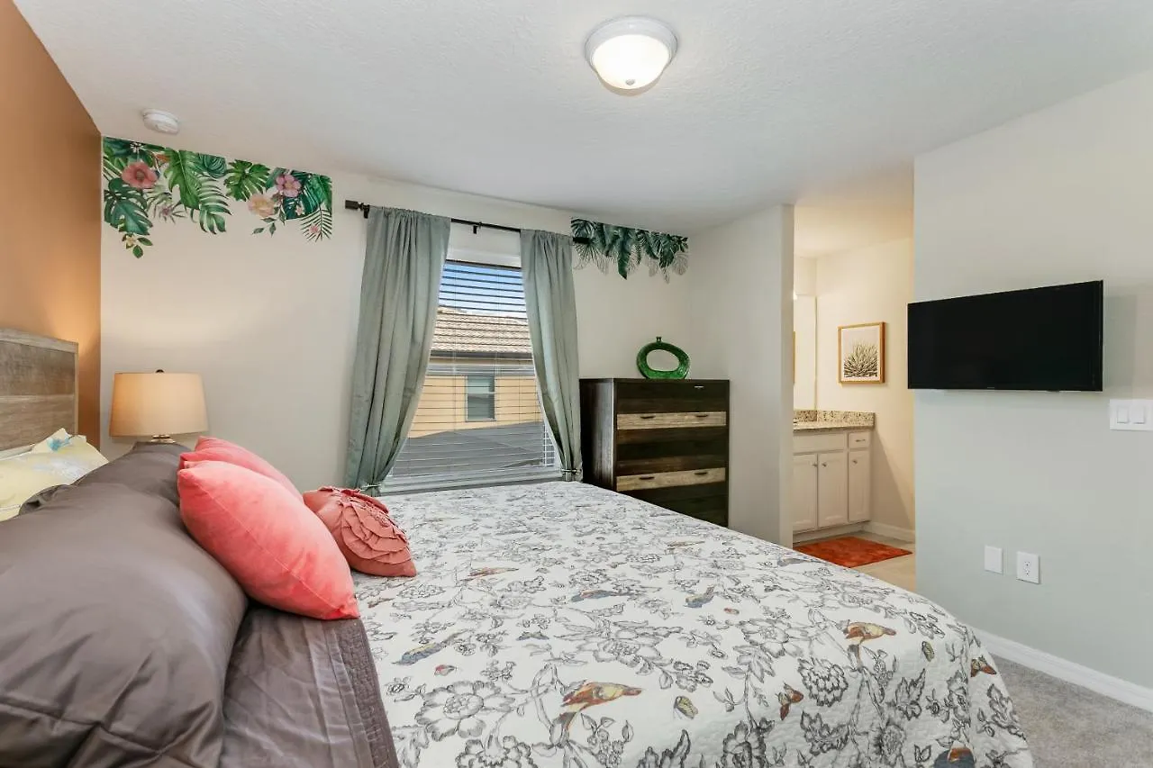 8 Bedroom, 6 Bathroom Upscale Near All The Fun In * Kissimmee