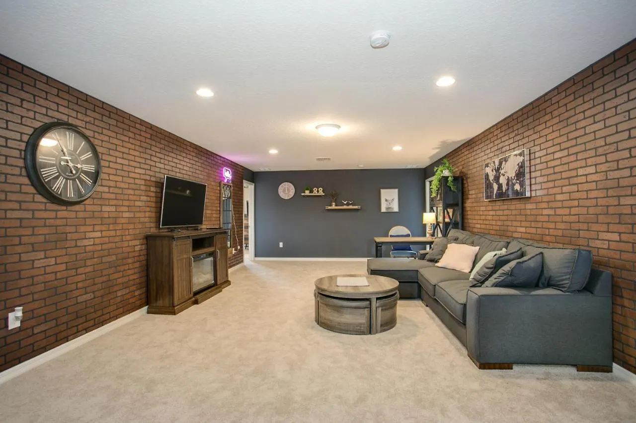 Villa 8 Bedroom, 6 Bathroom Upscale Near All The Fun In *