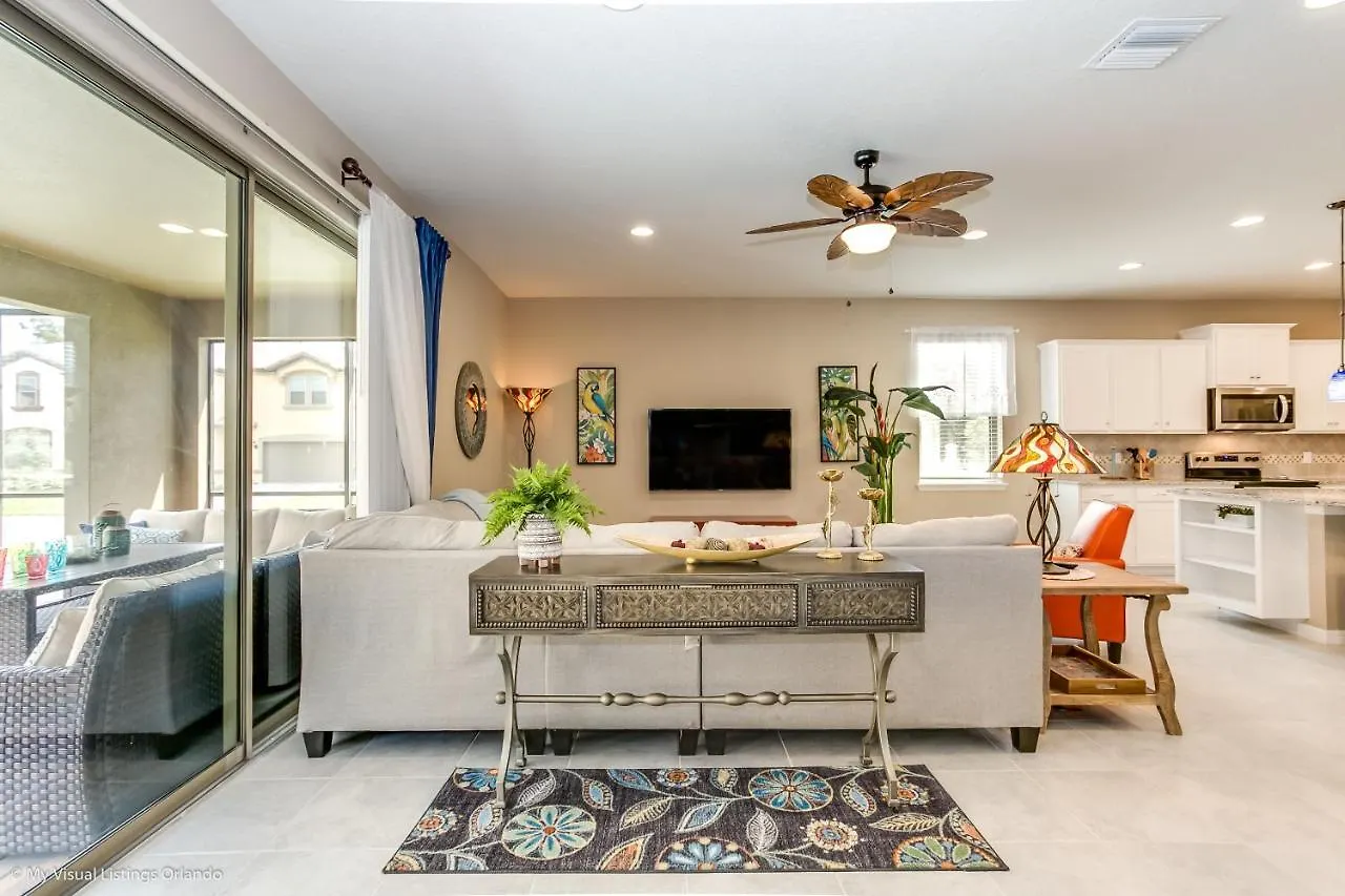 8 Bedroom, 6 Bathroom Upscale Near All The Fun In * Kissimmee