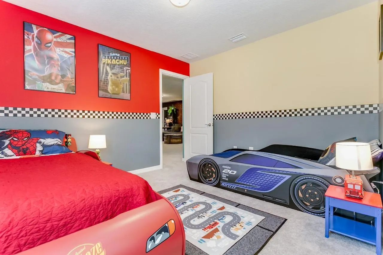8 Bedroom, 6 Bathroom Upscale Near All The Fun In Kissimmee