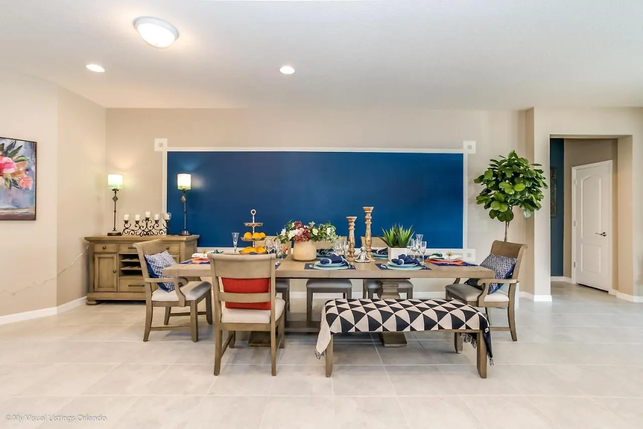 8 Bedroom, 6 Bathroom Upscale Near All The Fun In
