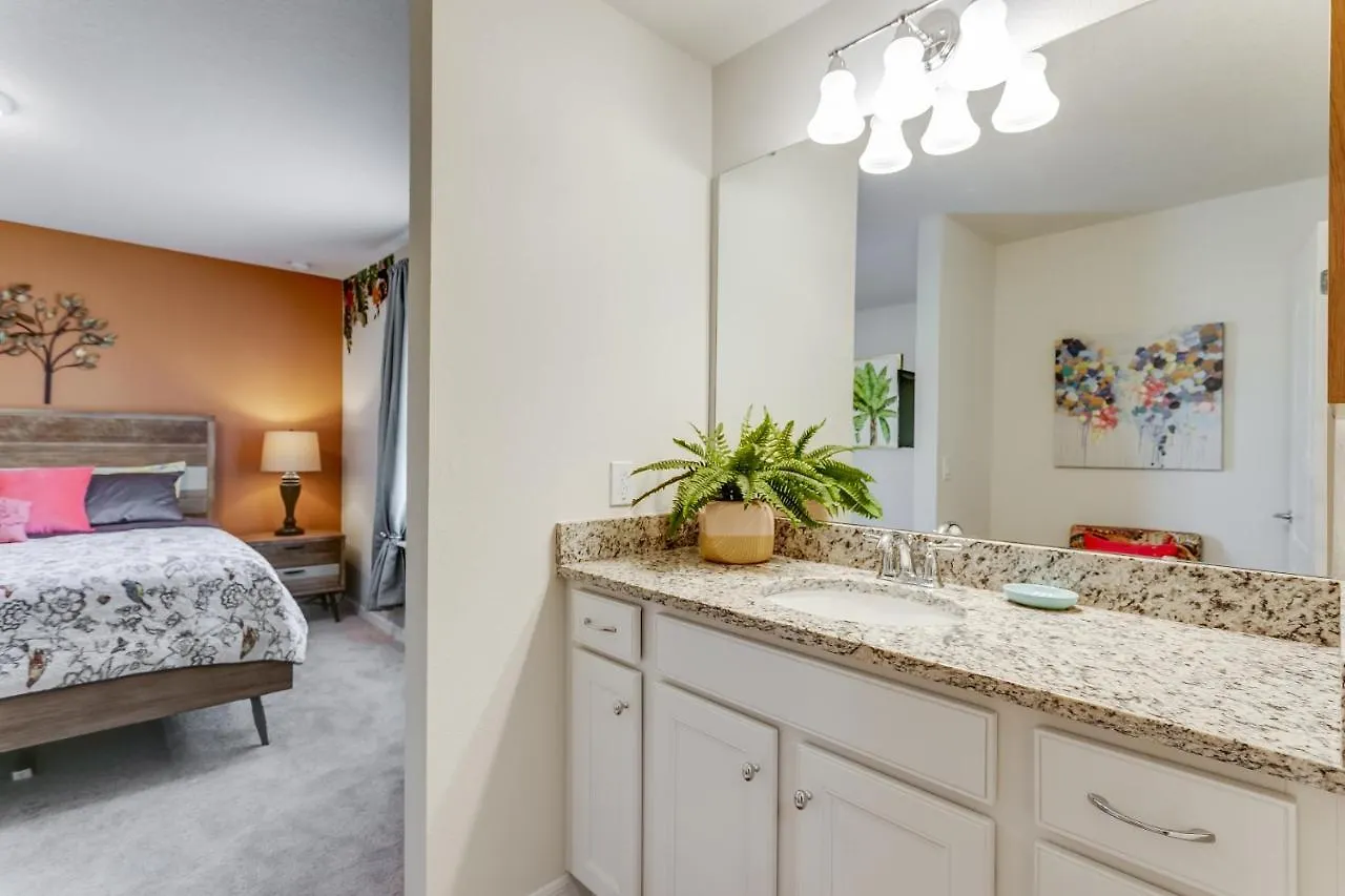 8 Bedroom, 6 Bathroom Upscale Near All The Fun In * Kissimmee