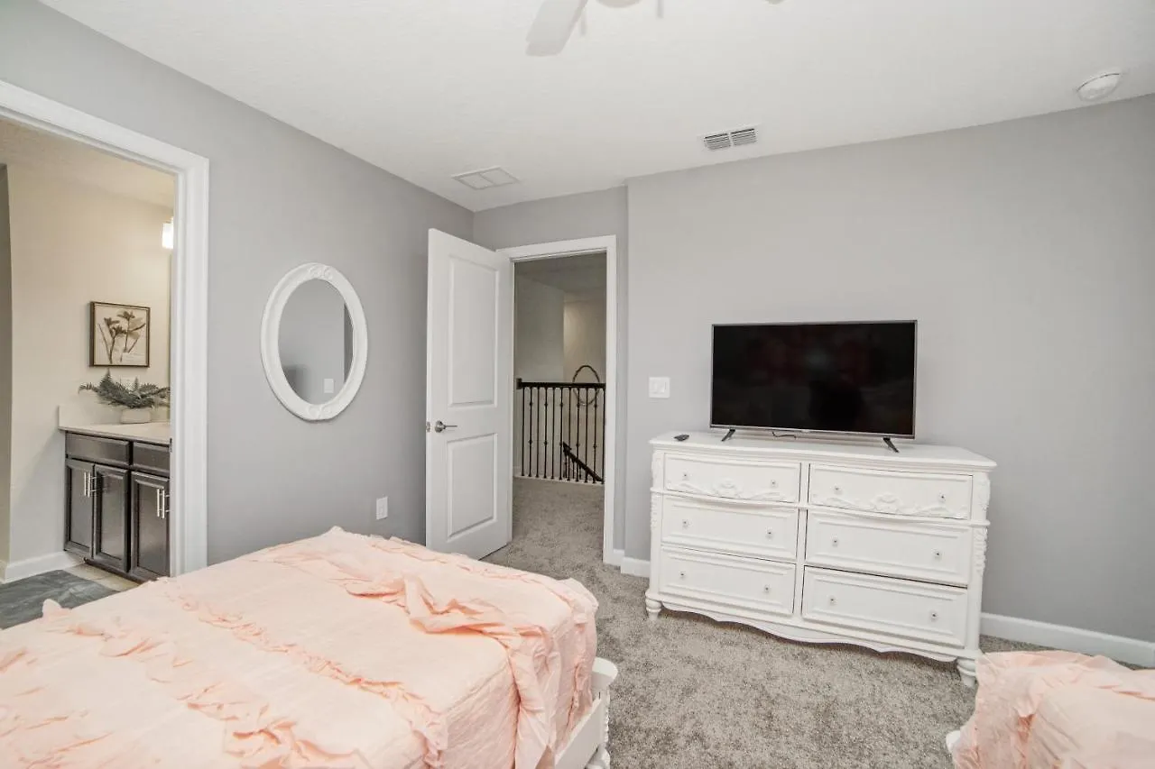 8812cruden Villa
