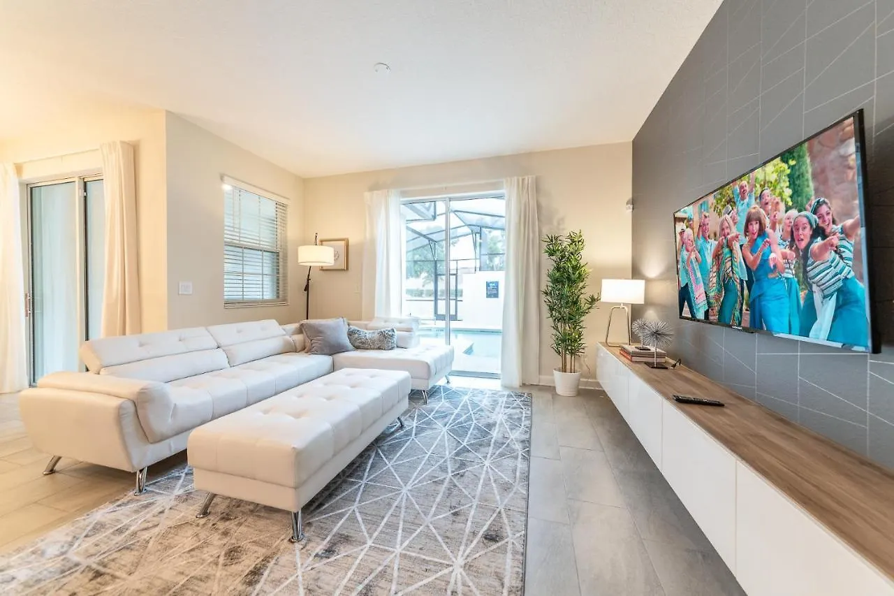 Nice Near Disney With Private Pool
