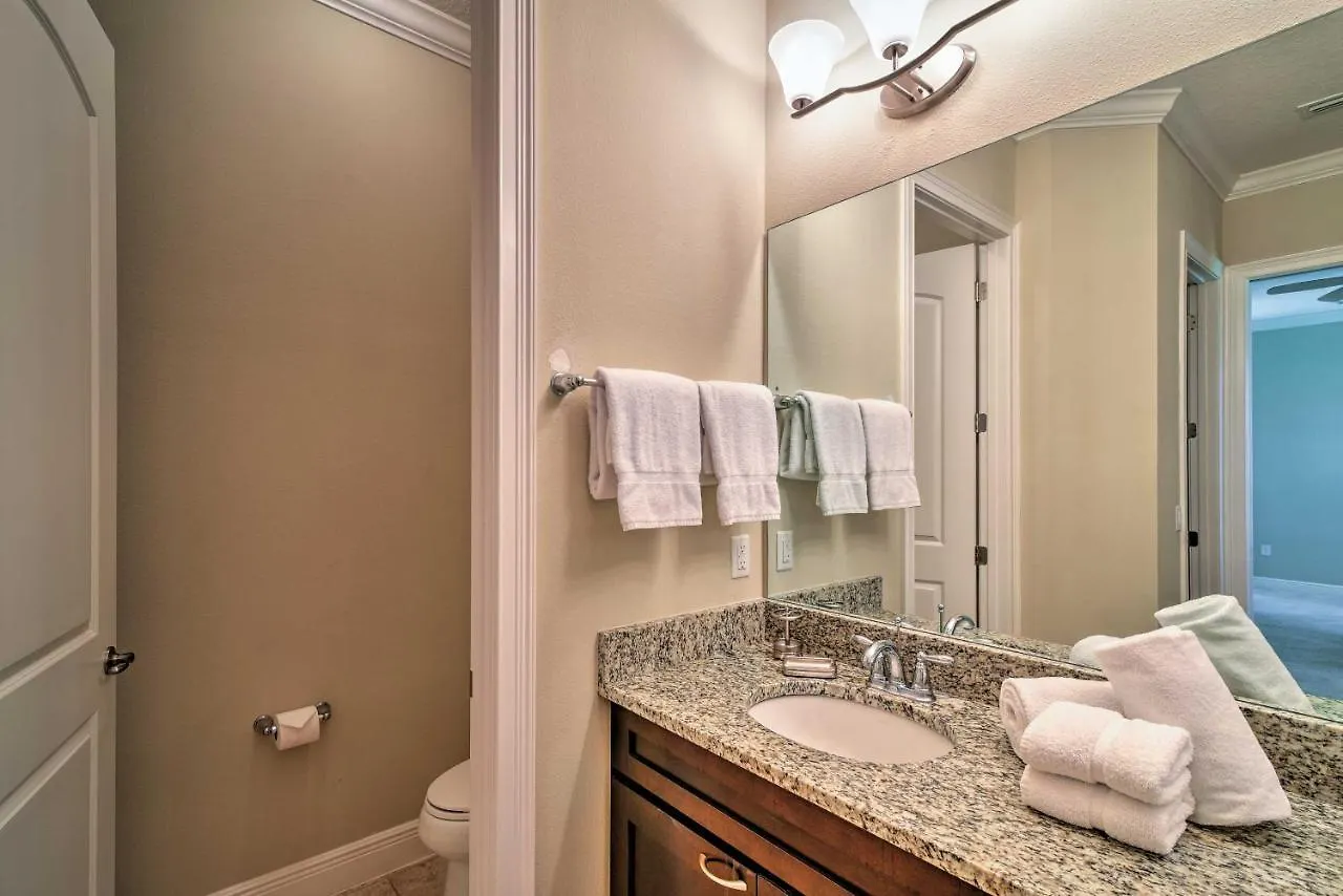 Luxe Reunion House With Private Pool Near Disney! Holiday home Kissimmee