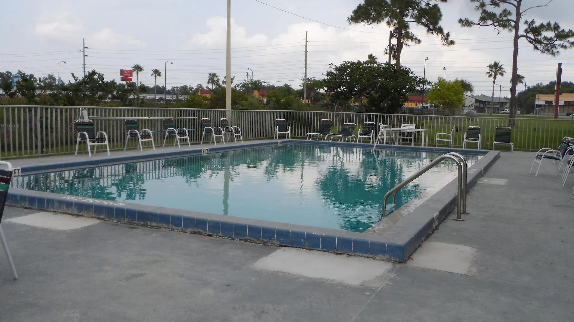 Oyo West Motel