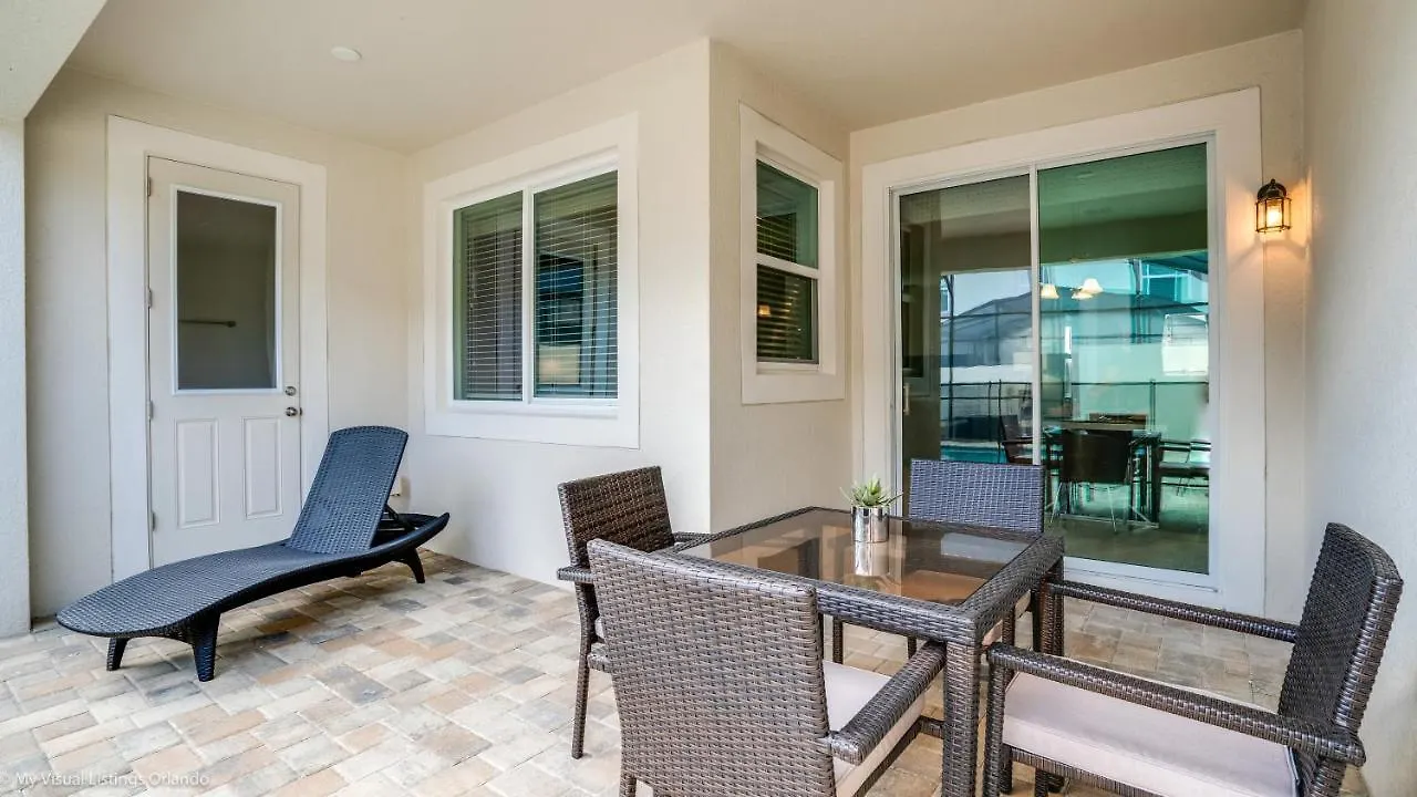 Beautiful Furnished Townhome W Private Pool
