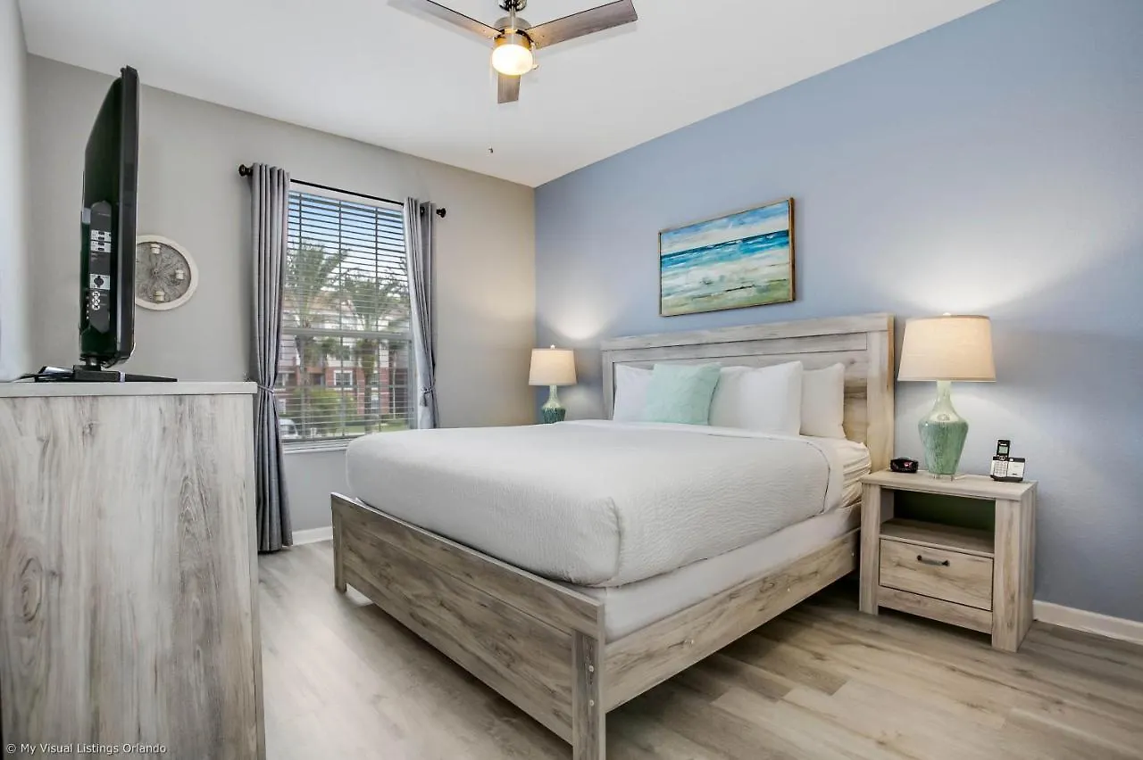 5000 Cayview Ave #203 * Kissimmee
