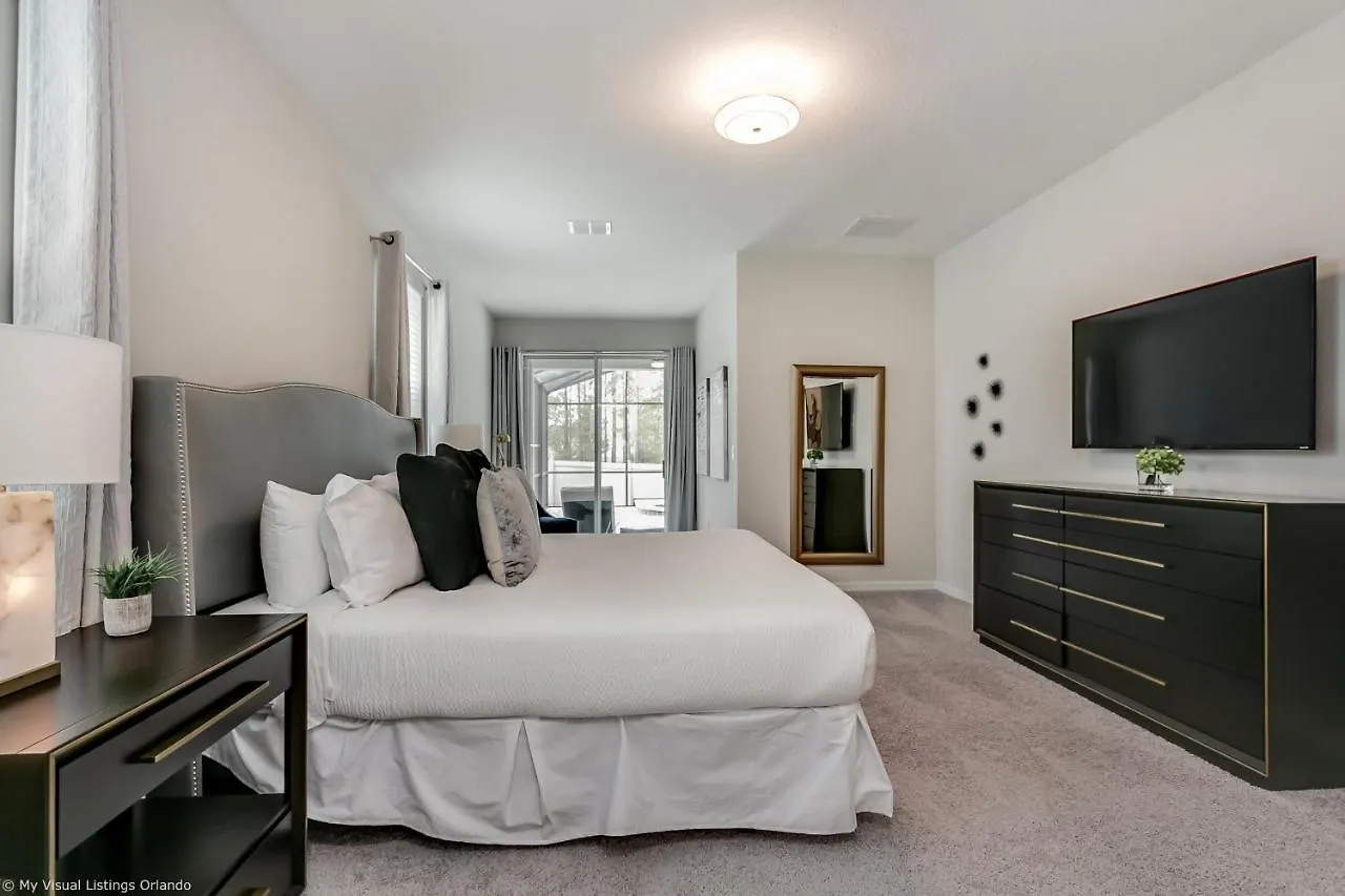 1644 Nassau Point Trail *