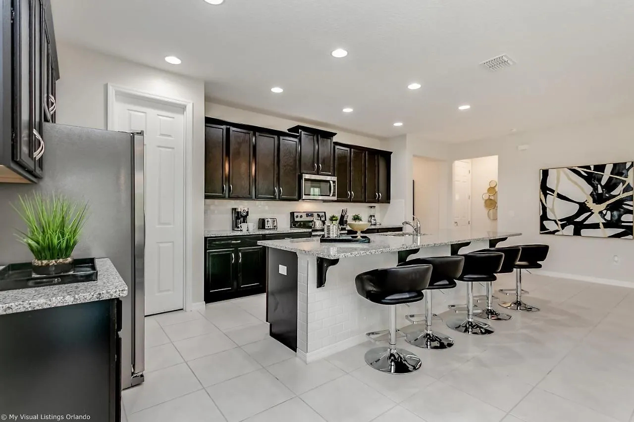 Villa 1644 Nassau Point Trail