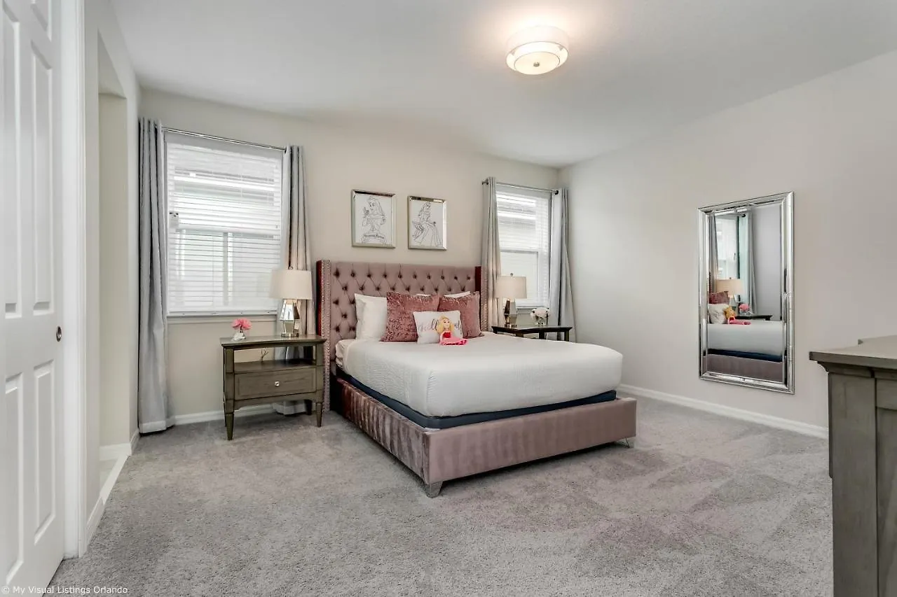 Villa 1644 Nassau Point Trail *