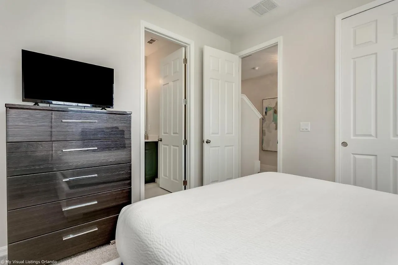 1644 Nassau Point Trail