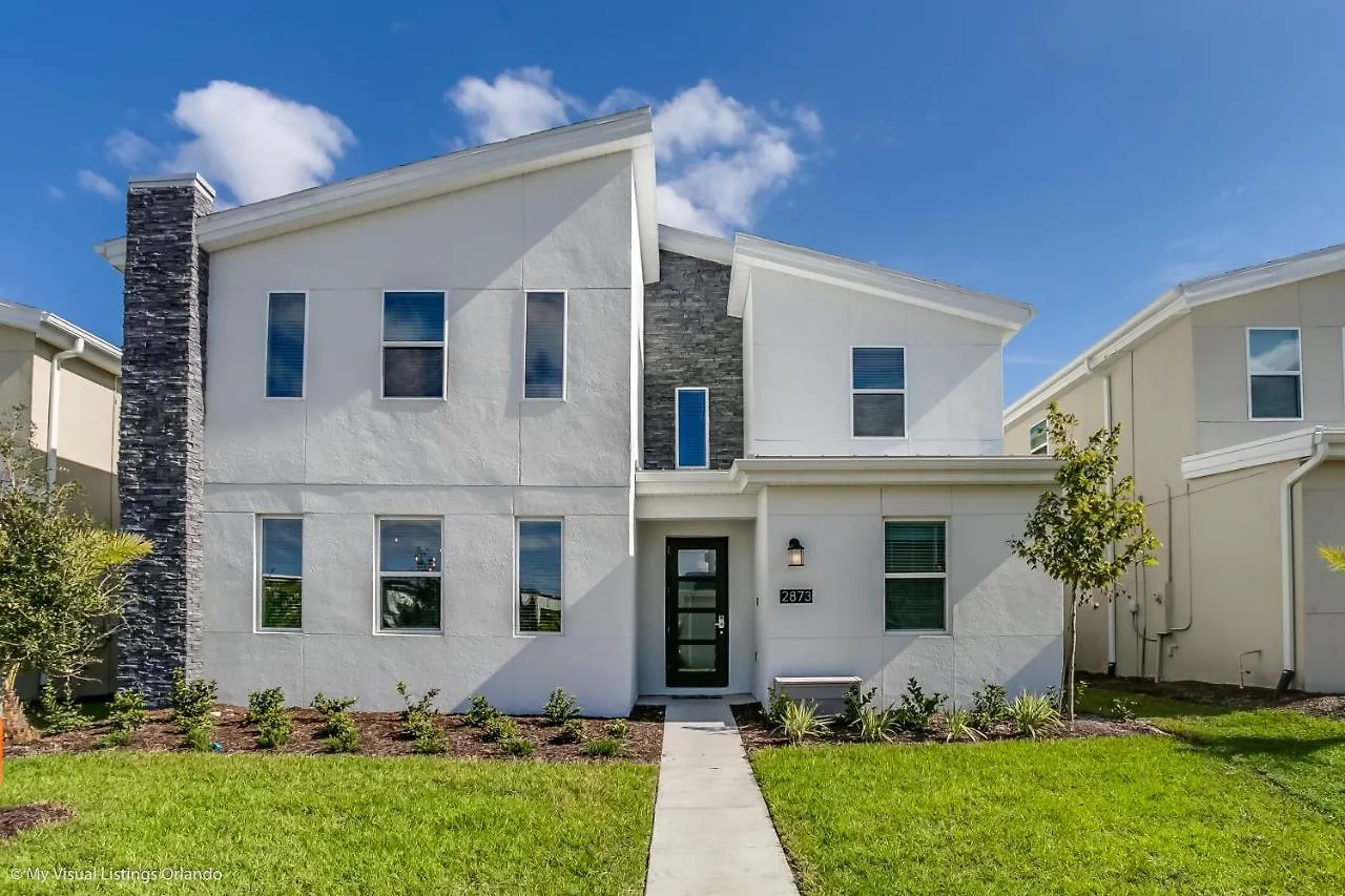 2873 Stanza Court Villa *