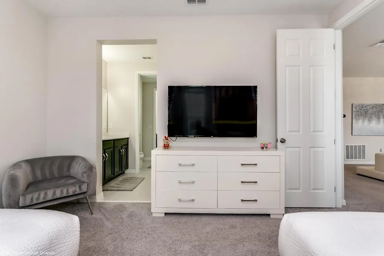 1644 Nassau Point Trail *