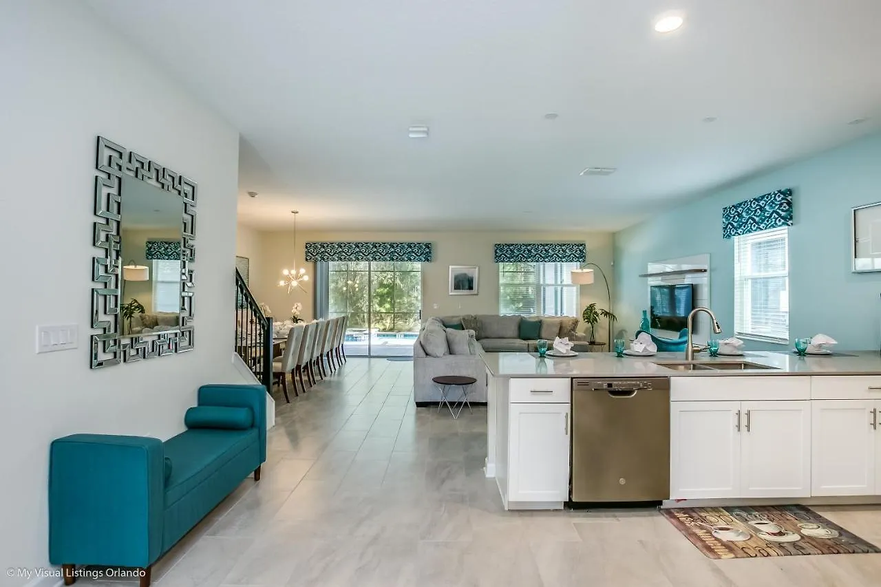 Villa 2873 Stanza Court *