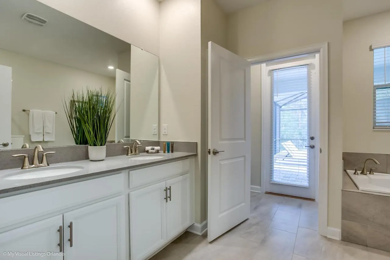 2873 Stanza Court *