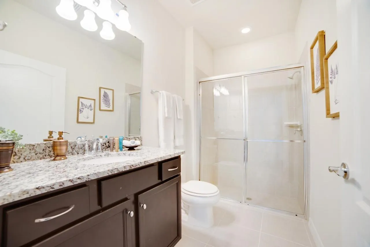 Townhome Splash Pool Bbq Free Water Park