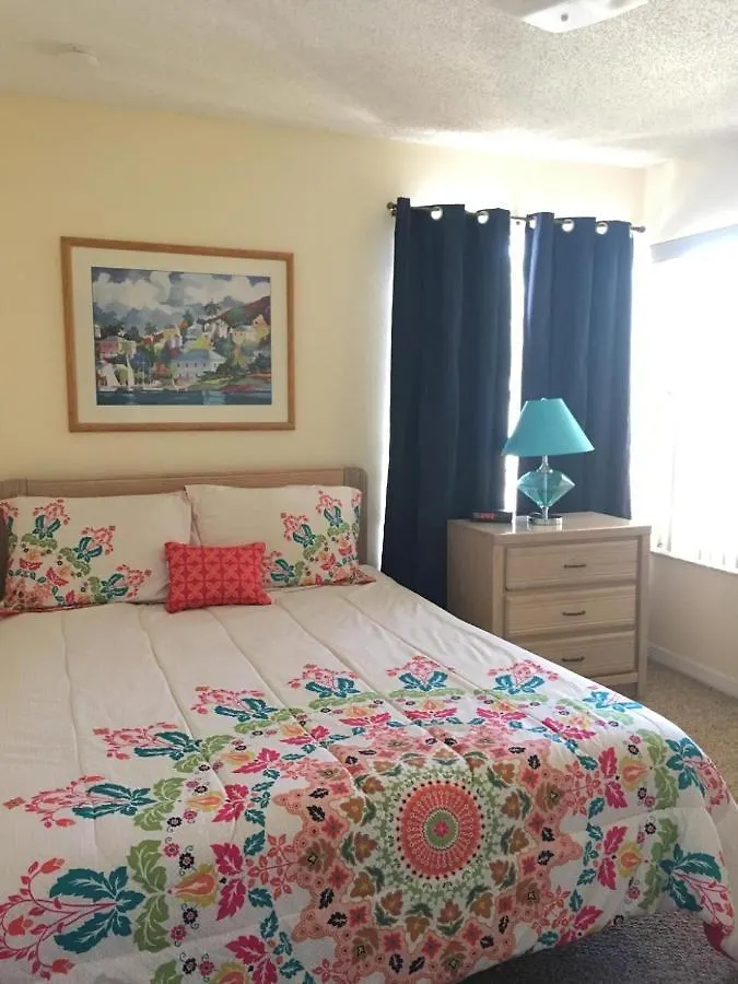 Affordable 3/2 Close To Parks !!! Holiday home Kissimmee