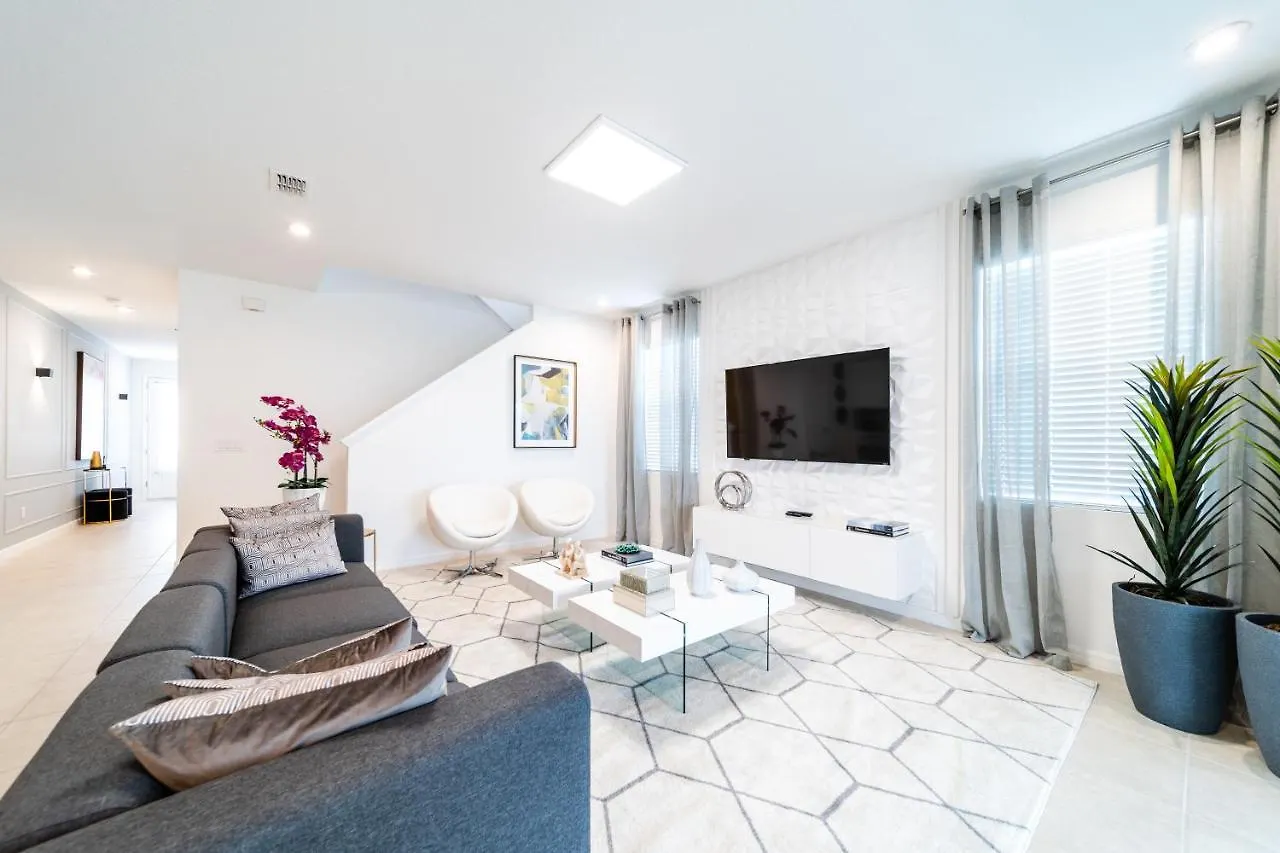 Solara 6 Bedroom Vacation With Pool * Kissimmee