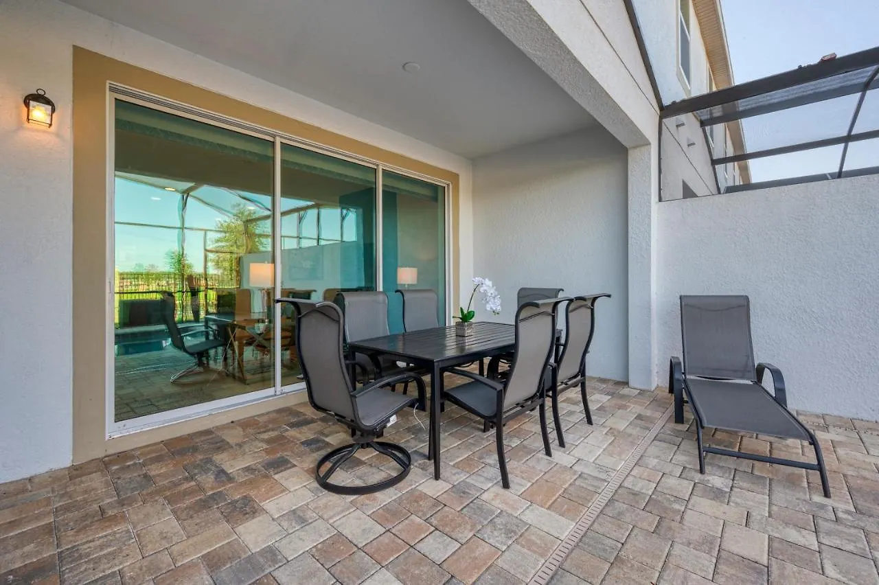 Comfortable With Private Pool Near Holiday home