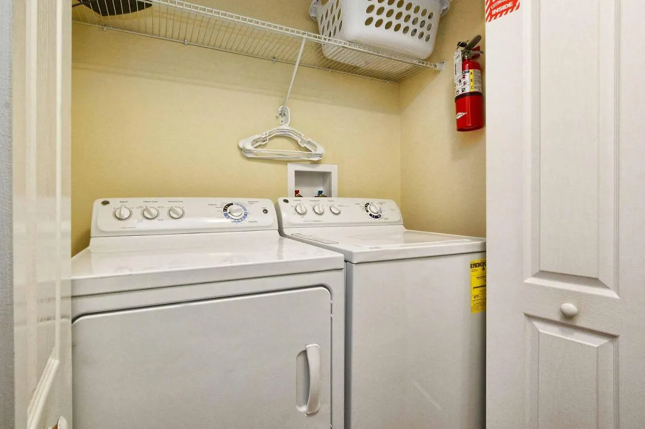 Paradise Palms- 4 Bed Townhome W/splashpool-3250pp Orlando