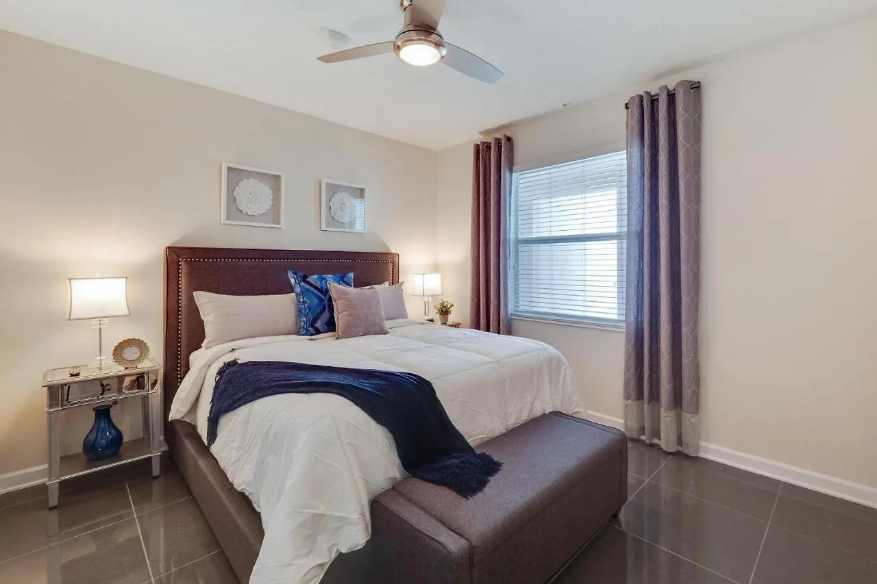 4741ctd- Storey Holiday home *
