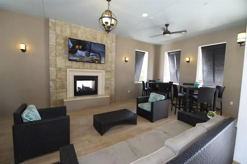 Holiday home Amazing New Townhome 5 Bdr 4,5 Bath With Pvt Pool And Access To Clubhouse,15min From