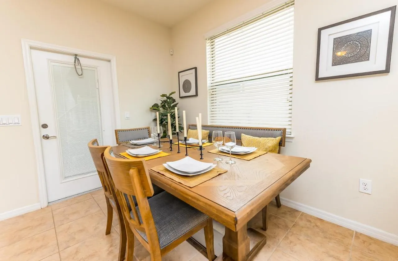 Holiday home Amazing New Townhome 5 Bdr 4,5 Bath With Pvt Pool And Access To Clubhouse,15min From *