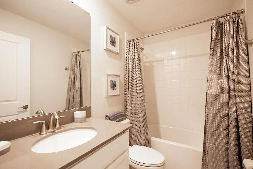 4563nl - Storey Holiday home