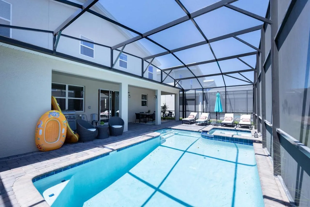 4563nl - Storey Holiday home
