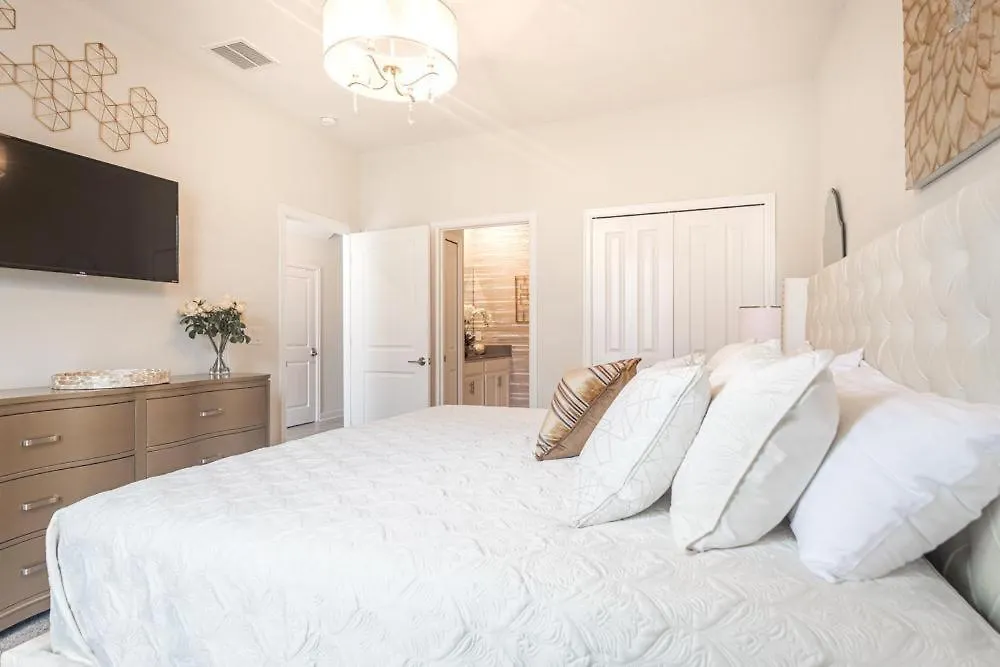 4563nl - Storey Hunters Creek