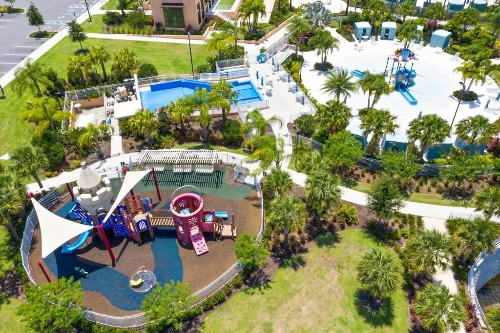 Luxury Town With Splash Pool In Solara Townhouse *