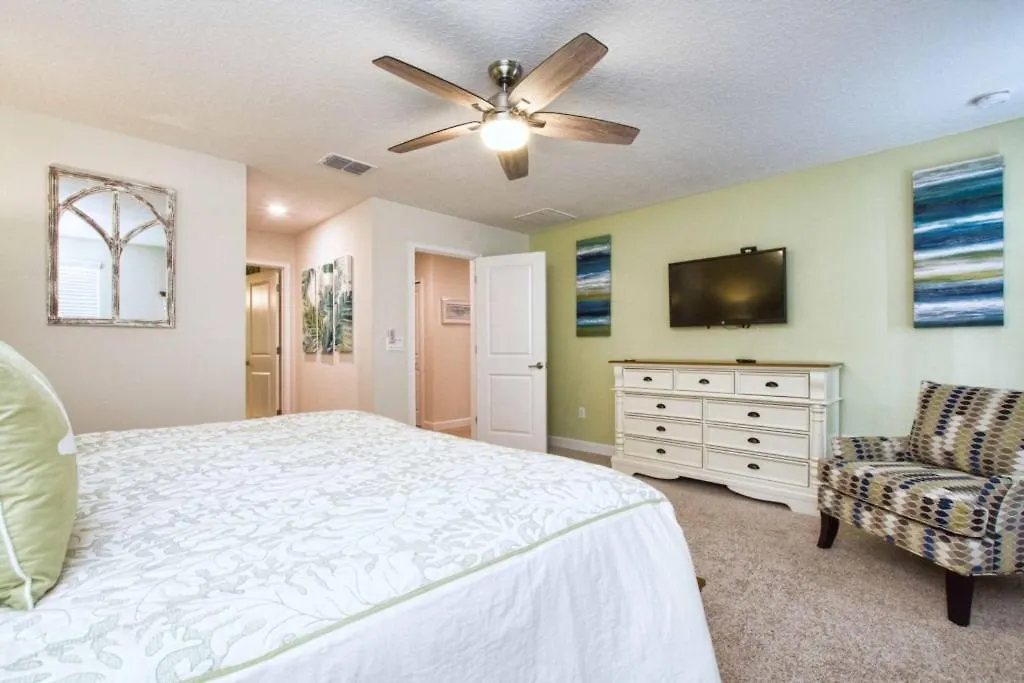 Storey Lake-6 Bedroom Pool - 1675st Holiday home